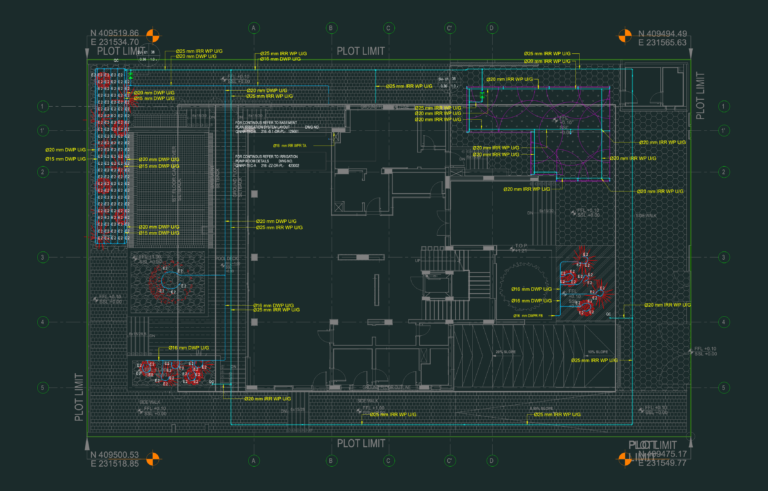 CAD irrigation plan for a villa showing pipe networks, emitters, and floor layout.