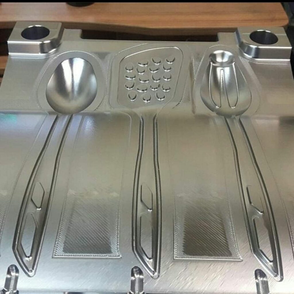 die moulds . aerospace parts